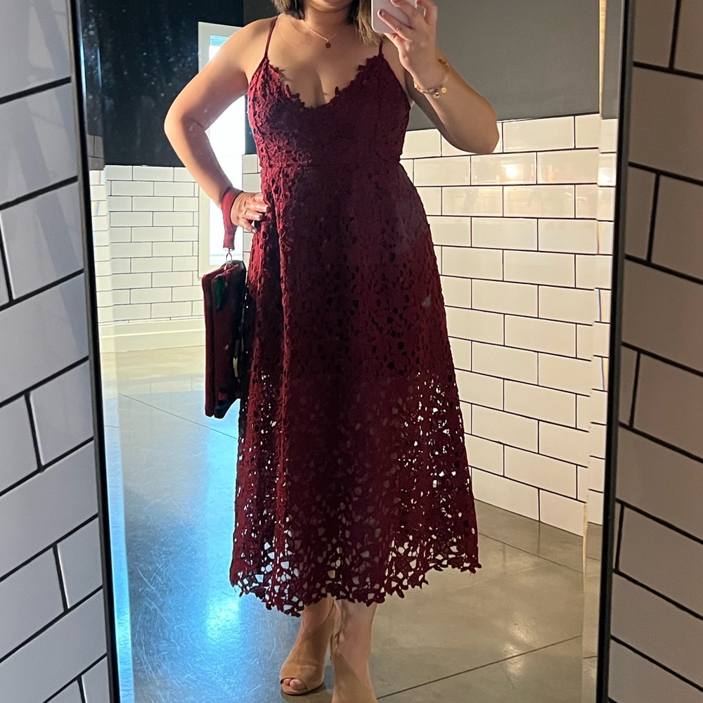 ASTR the label maroon dress